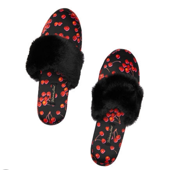 NWT Victoria's Secret Faux Fur Gold & Black Leopard print Slippers - Picture 5 of 6